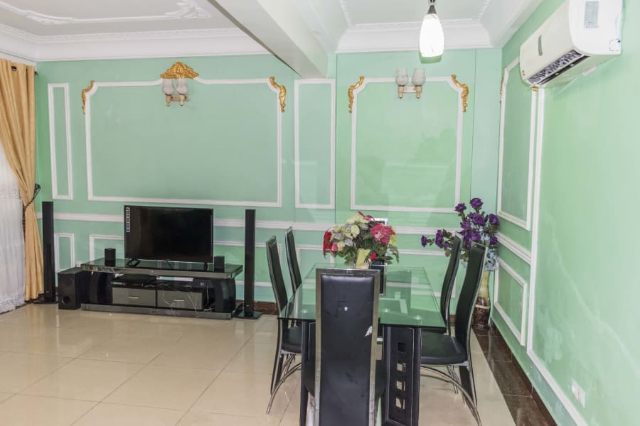 Bel appartement meublé RD - Douala, Bonamoussadi 2
