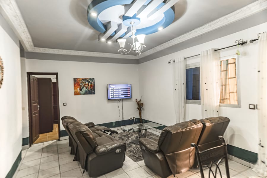 Joli appartement meublé GA - Douala, Makepe Saint Tropez 2