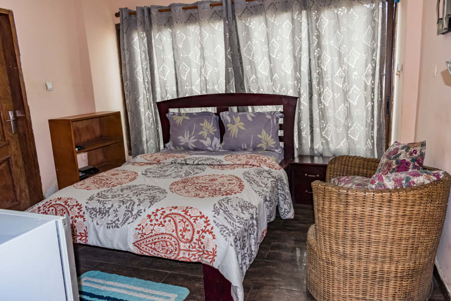 Très belle chambre meublée GA - Makepe Saint Tropez 6
