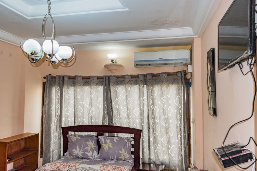 Très belle chambre meublée GA - Makepe Saint Tropez 7