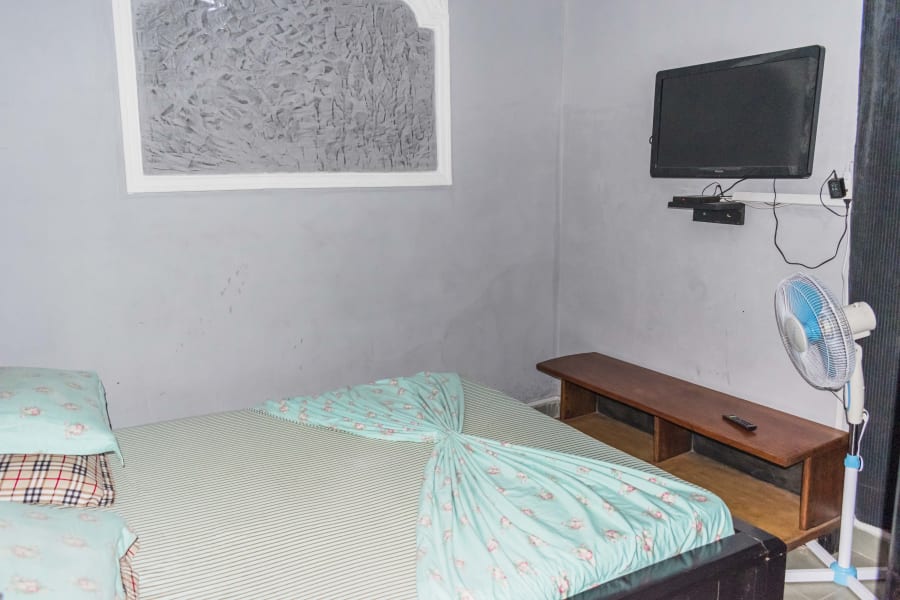 Studio LG (avec compteur prépayé)- Douala, Bonapriso 4