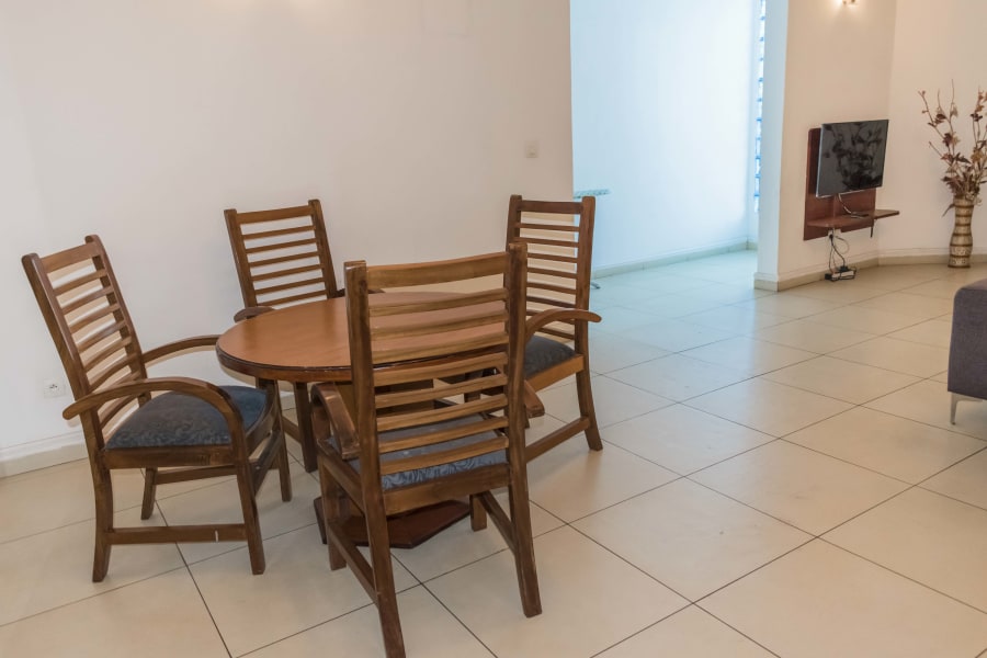 Appartement Sénior RF -Douala, Bali 5