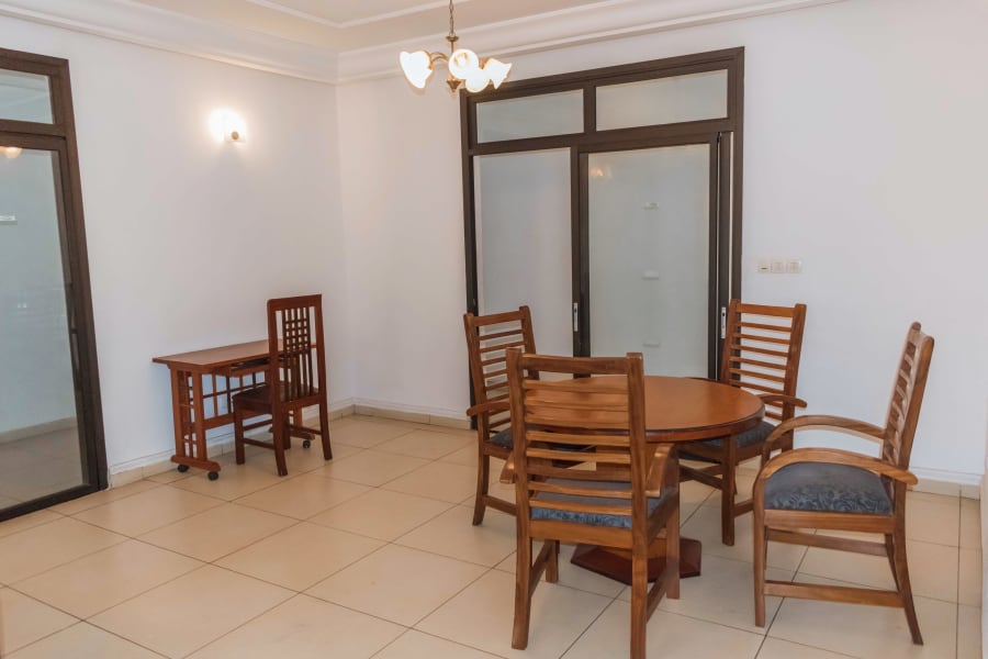 Appartement Sénior RF -Douala, Bali 7