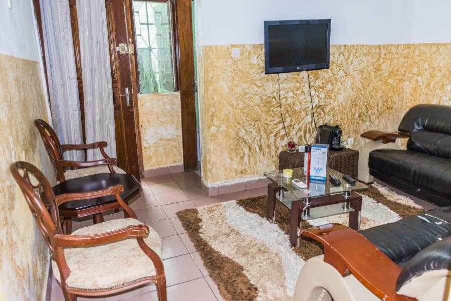 Très beau studio LG (avec compteur prépayé) - Douala, Bonapriso 5