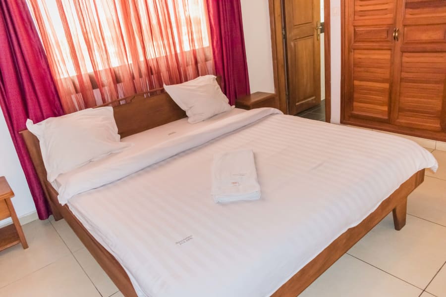 Appartement Sénior RF -Douala, Bali 8
