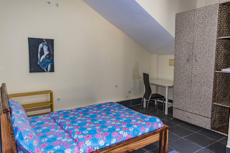 Très beau studio GA - Douala Makepe Saint Tropez 8