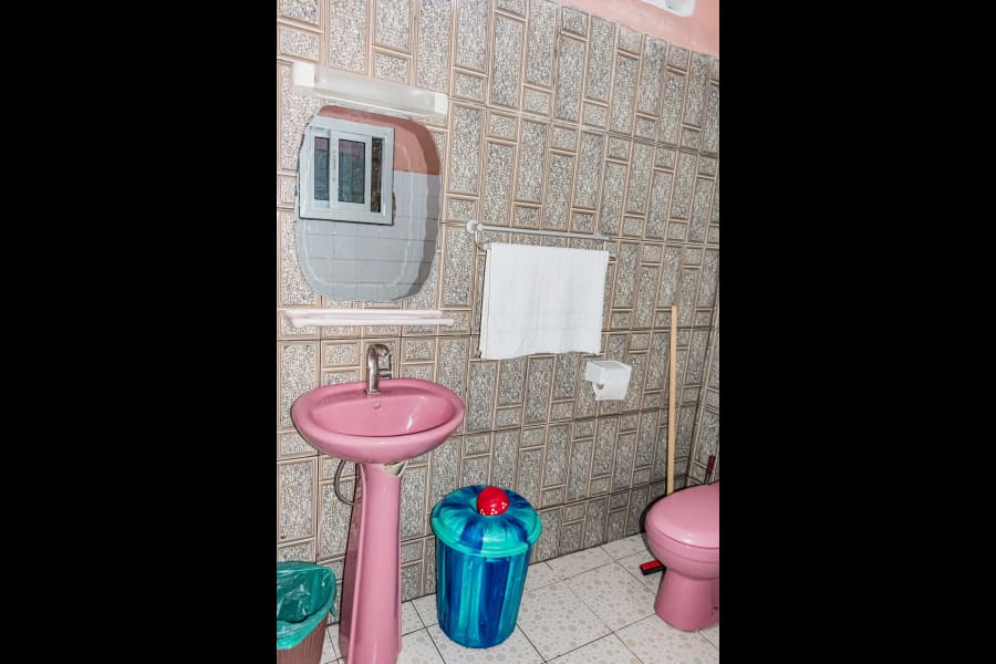 Joli appartement meublé GA - Douala, Makepe Saint Tropez 18