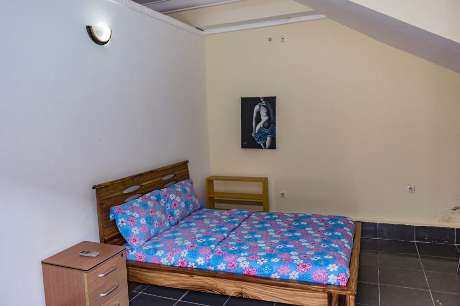 Très beau studio GA - Douala Makepe Saint Tropez 10