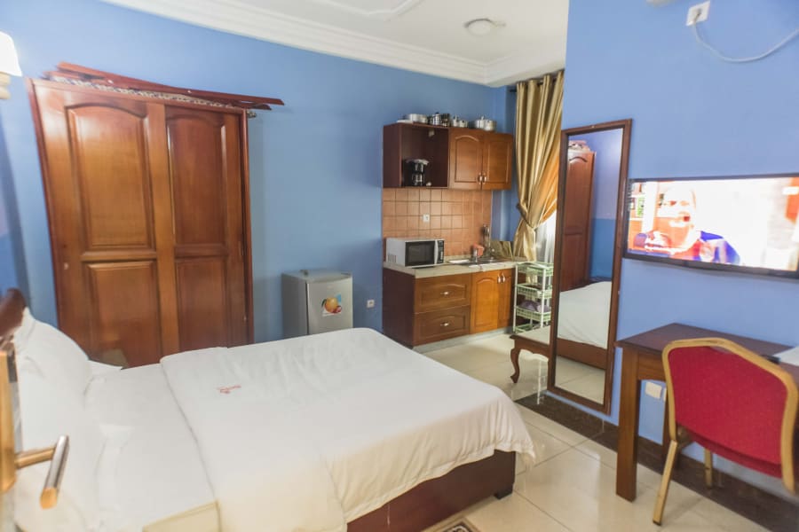 Très belle chambre meublée RD - Douala, Bonamoussadi  1