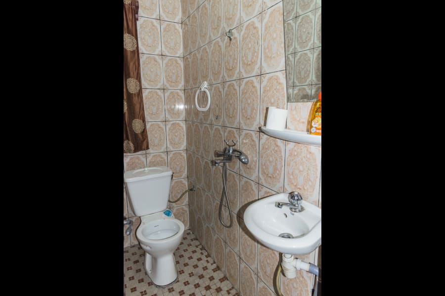 Très beau studio LG (avec compteur prépayé) - Douala, Bonapriso 18
