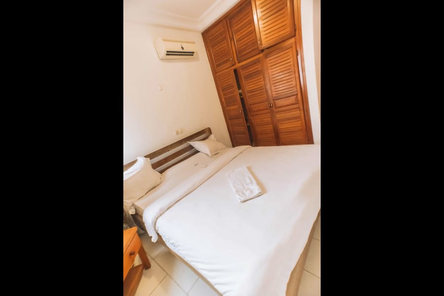 Appartement Sénior RF -Douala, Bali 14