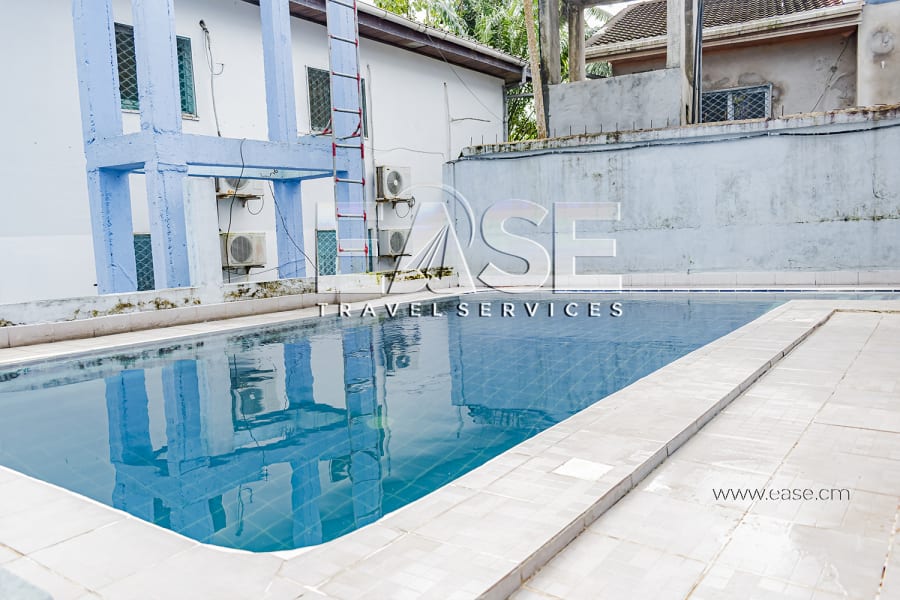 Beautiful 2 bedroom apartment with swimming pool and 2 minutes from the beach - Kribi, Cameroon 2