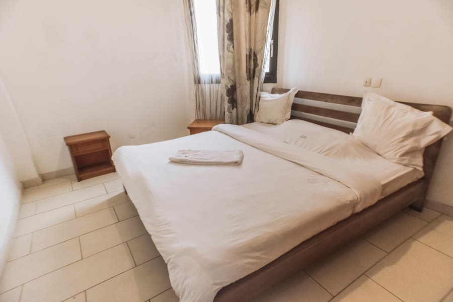 Appartement Sénior RF -Douala, Bali 12