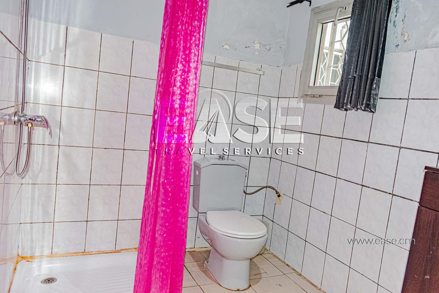Studio AV - Bonapriso, Douala 7