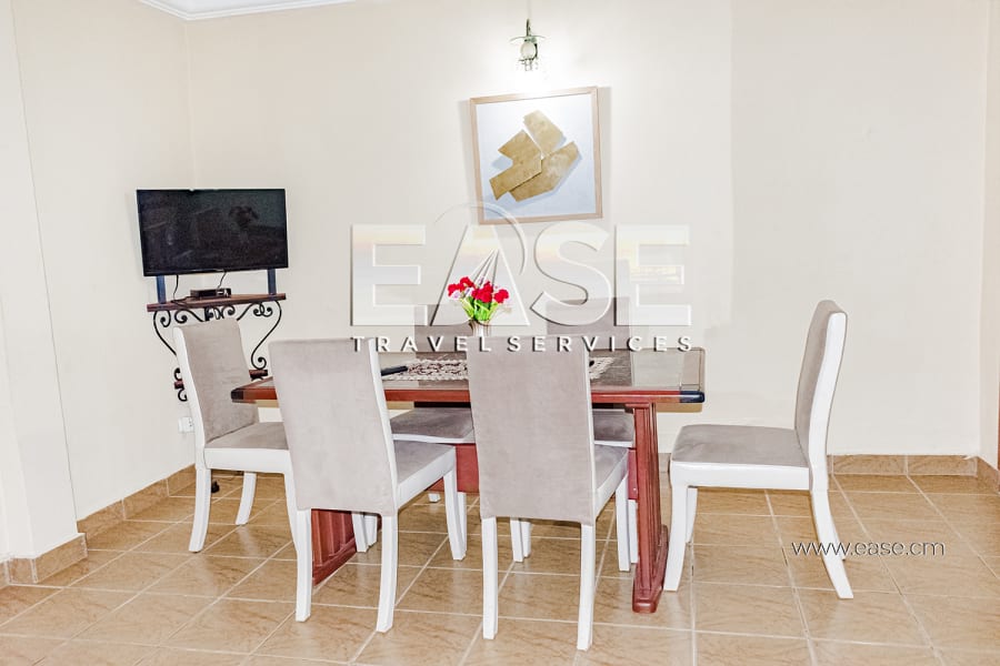 Appartement Sénior 2 ch RO - Yaoundé, Omnisport 5