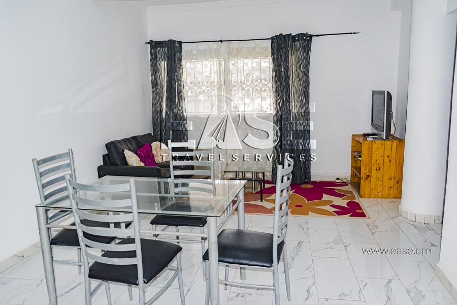 Bel appartement ventilé 2 chambres MH -Yaoundé, Ngousso 3