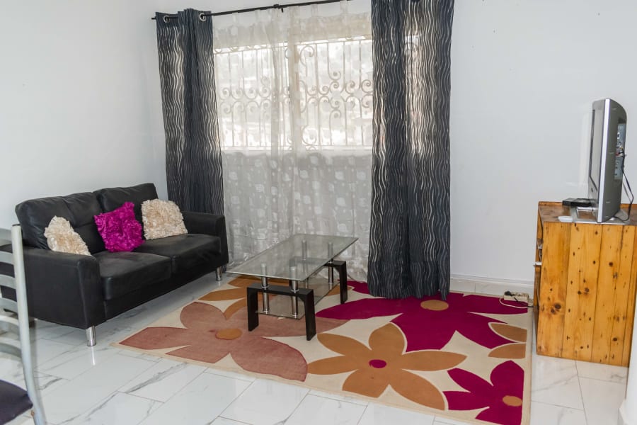 Bel appartement ventilé 2 chambres MH -Yaoundé, Ngousso 1