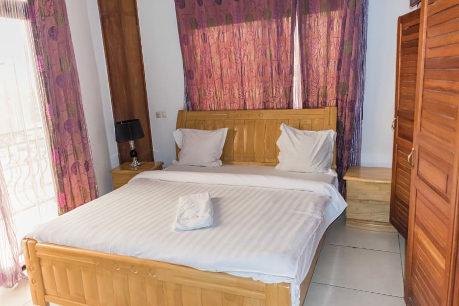 Studio RF - Douala, Bali 5