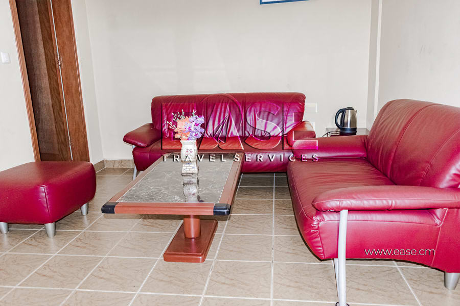 Studio sans cuisine RO - Yaoundé, Omnisport 2