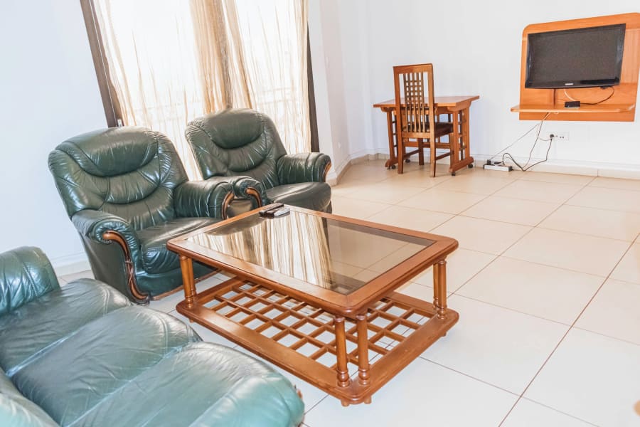 Senior Apartment RF - Douala, Bali 3