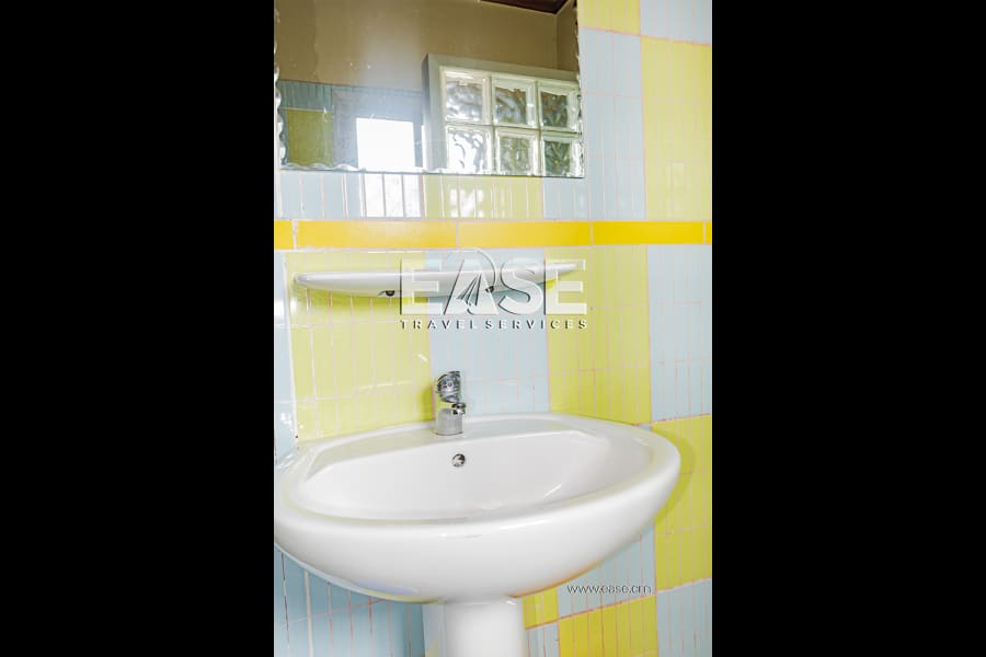Beautiful 2 bedroom apartment with swimming pool and 2 minutes from the beach - Kribi, Cameroon 6