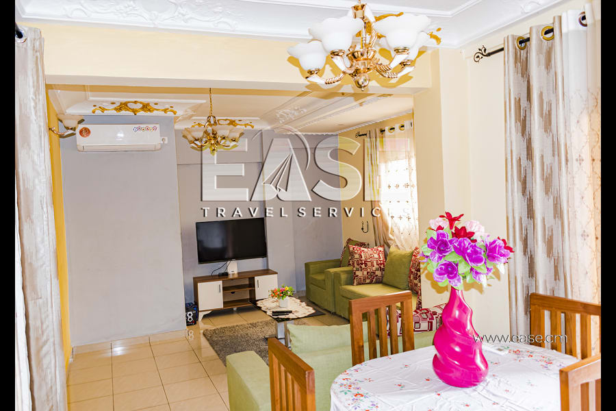 Appartement 2 chambres RC - Douala, Bonamoussadi 1