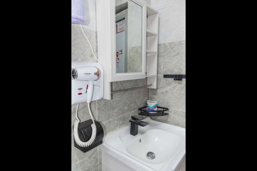 Appartement VIP PDR - Douala, Km 5 16