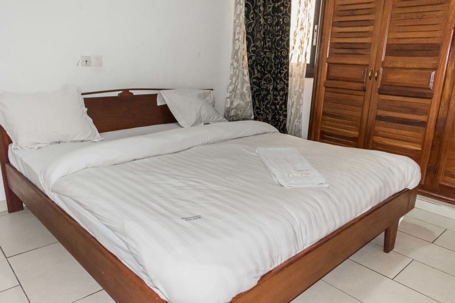 Senior Apartment RF - Douala, Bali 10