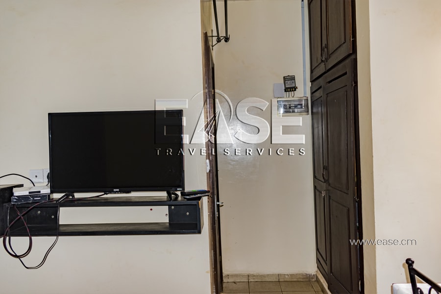 Très belle chambre meublée MT - Yaoundé Ekoumdoum 10