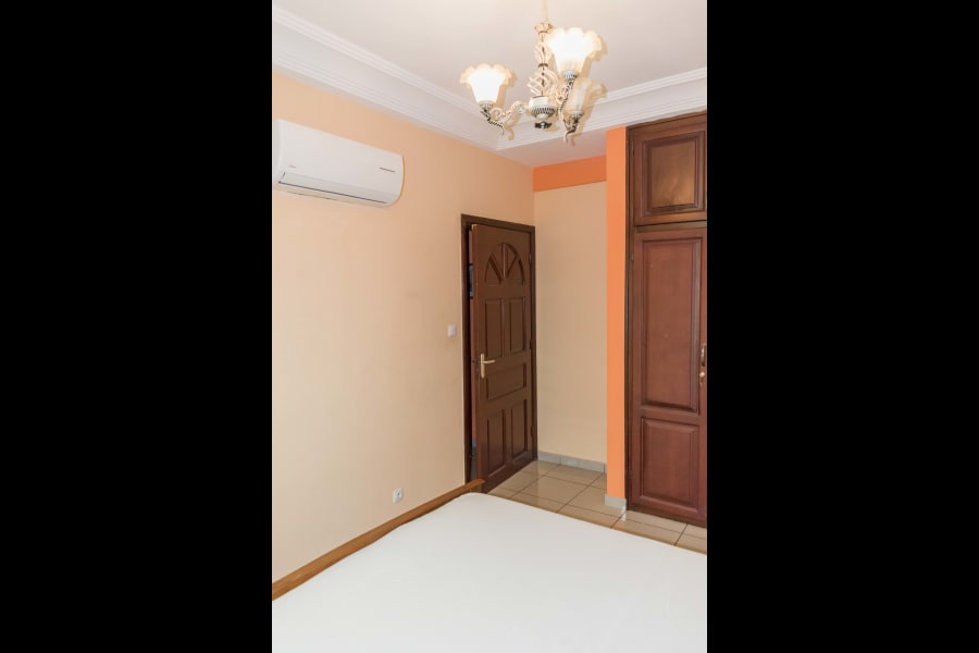 Studio CSJ with electricity deposit - Douala, Bonamousssdi 8