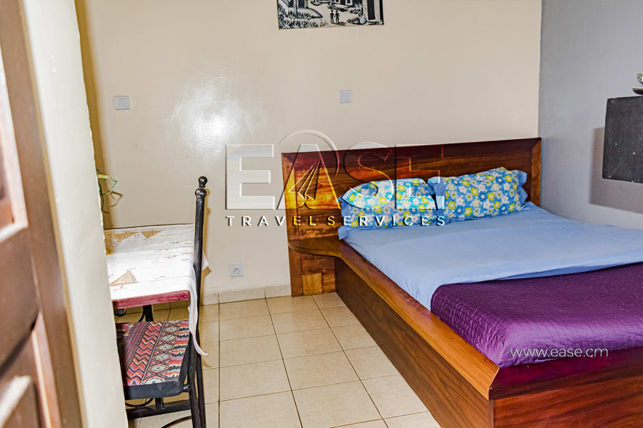 Très belle chambre meublée MT - Yaoundé Ekoumdoum 11