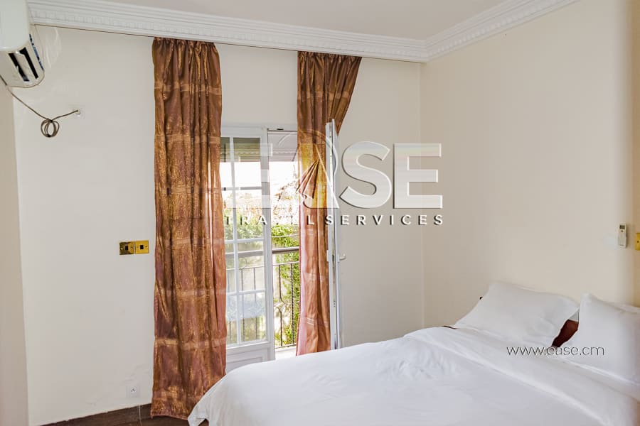 Appartement de 3 chambres RM - Yaoundé, Bastos 11