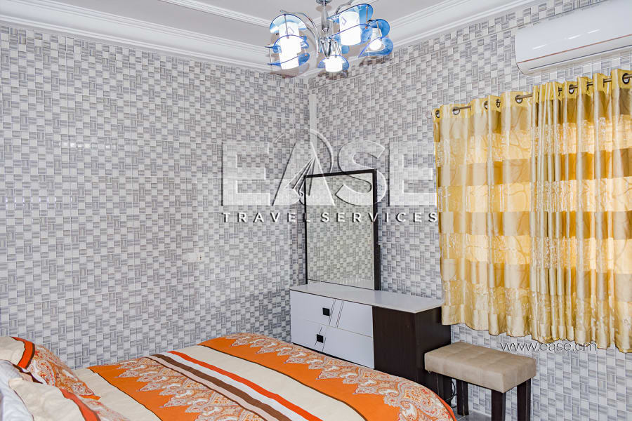 Furnished 3 bedrooms villa EA - Douala, Logpom 10