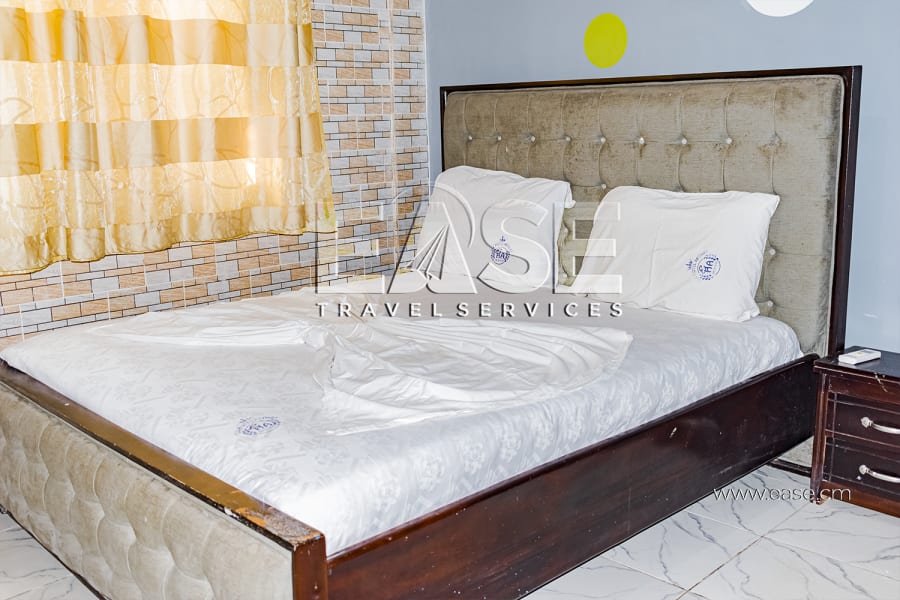 Furnished 3 bedrooms villa EA - Douala, Logpom 8