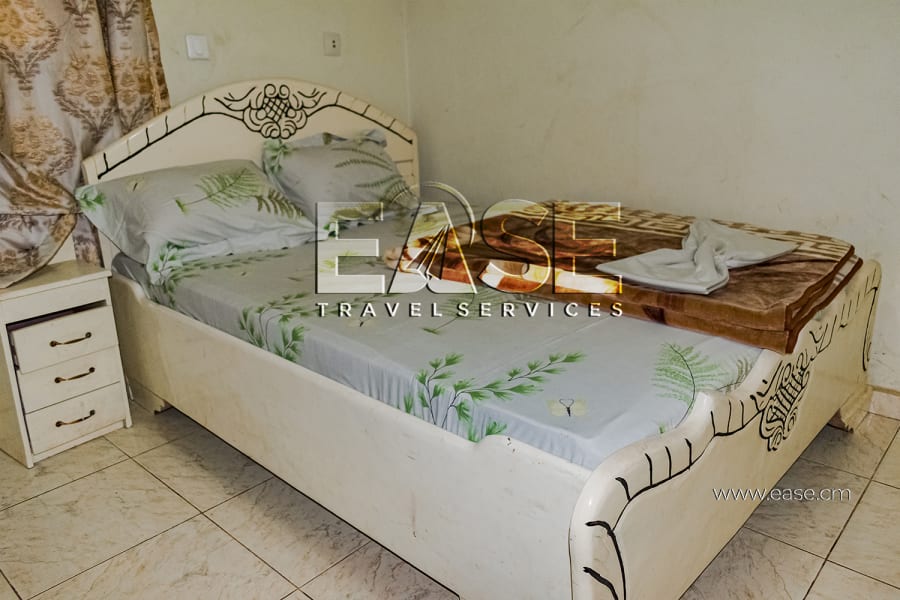 Nice 2 bedrooms apartment RLR - Yaounde, Awae escalier 7