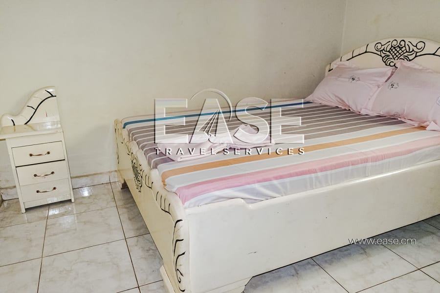 Appartement 2 ch RLR - yaoundé, Awae escalier 7