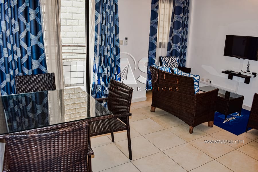 Très beau studio meublé avec piscine EYS2  - Douala, Bali  14