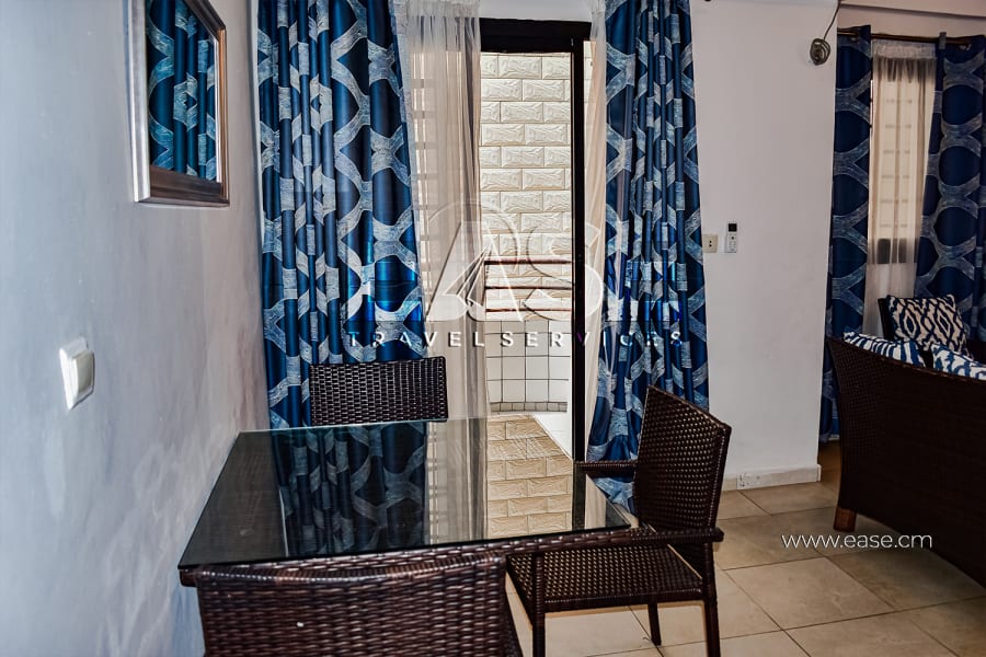 Très beau studio meublé avec piscine EYS2  - Douala, Bali  15
