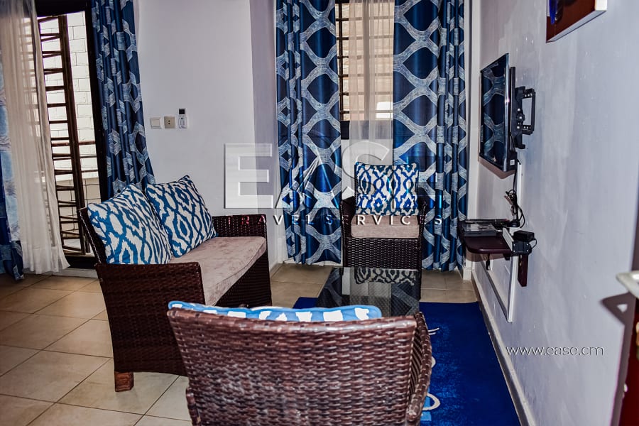 Très beau studio meublé avec piscine EYS2  - Douala, Bali  17