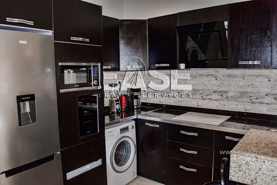 Studio SA - Douala, Bonapriso 10