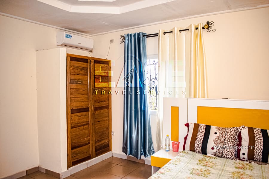 Chambre meublée climatisée KD - Douala, BP Cité 6