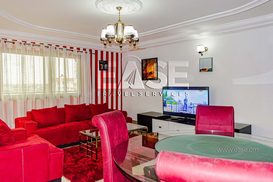 Appartement meublé salon rouge - Douala Ndogbong 5