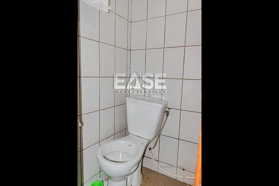 Studio Meublé entièrement climatisé - Douala Ndogbong 8