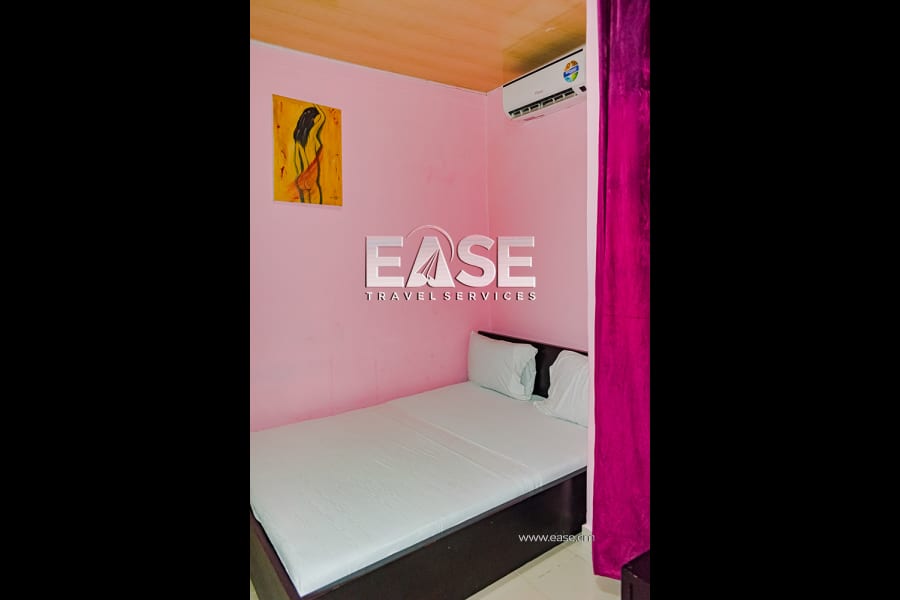 Furnished air-conditioned room with kitchen - Douala Ndogbong 3