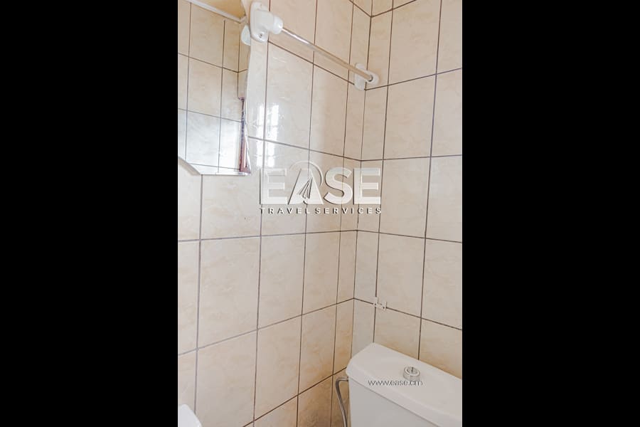 Furnished air-conditioned room with kitchen - Douala Ndogbong 8