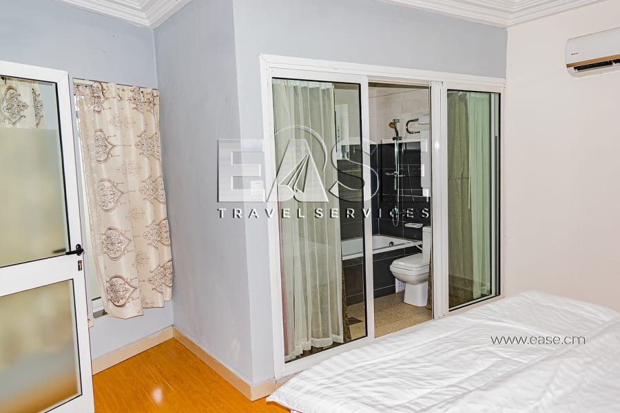 Luxury studio apartment - Ndogbong, Douala 7