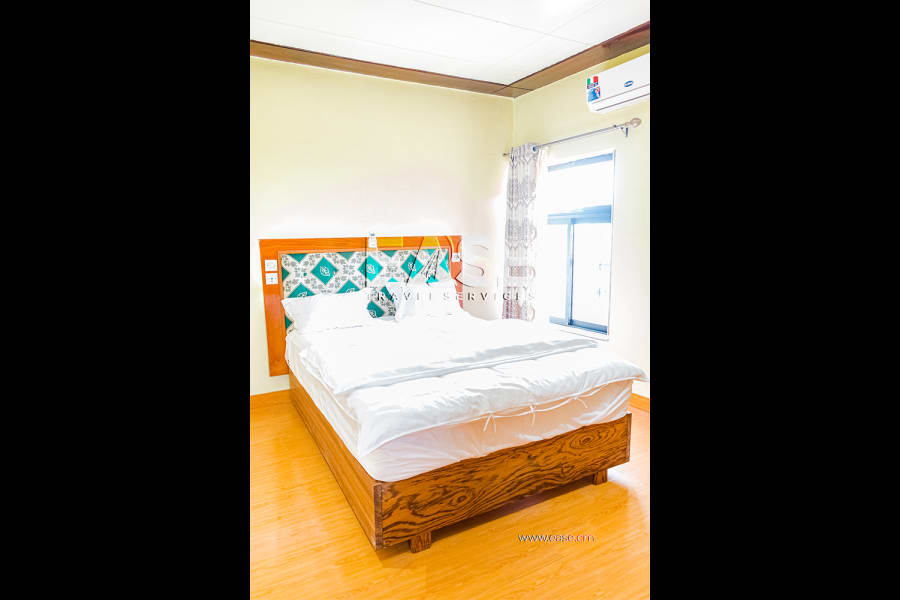 Chambre non meublée NN avec cuisine commune externe - PK8, Douala 1