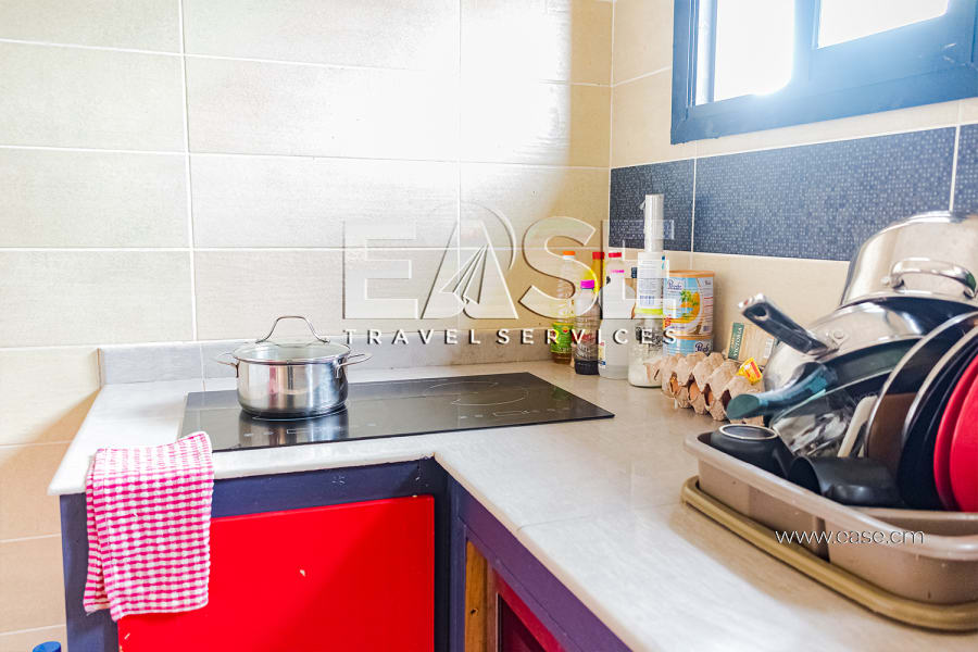 Chambre non meublée NN avec cuisine commune externe - PK8, Douala 8