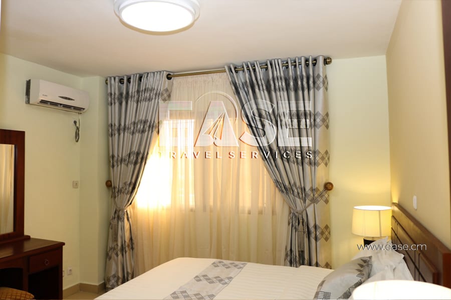 Chic furnished studio LR - Douala, Bonapriso 4