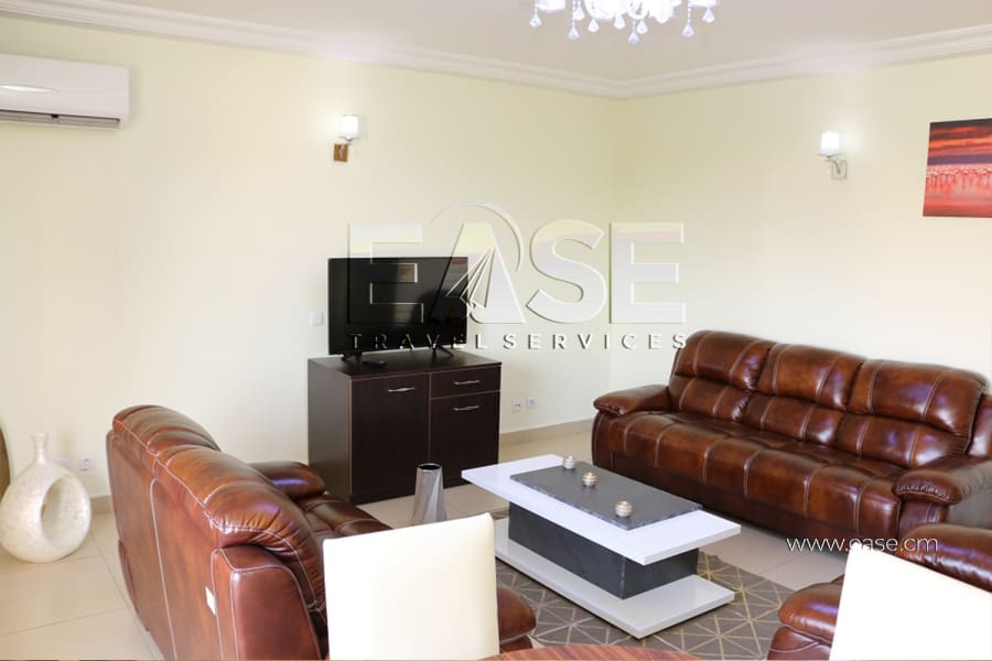 Chic furnished studio LR - Douala, Bonapriso 2